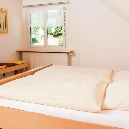 Сasa de vacaciones In A Quiet Location With Balcony *