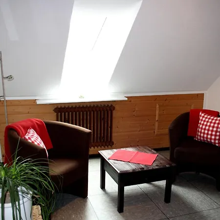 Сasa de vacaciones In A Quiet Location With Balcony Herrischried