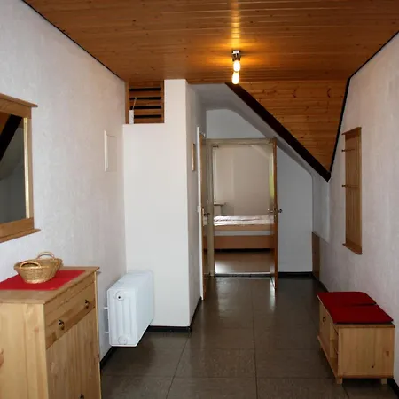 Сasa de vacaciones In A Quiet Location With Balcony Herrischried