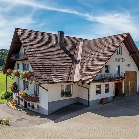 Сasa de vacaciones In A Quiet Location With Balcony Herrischried